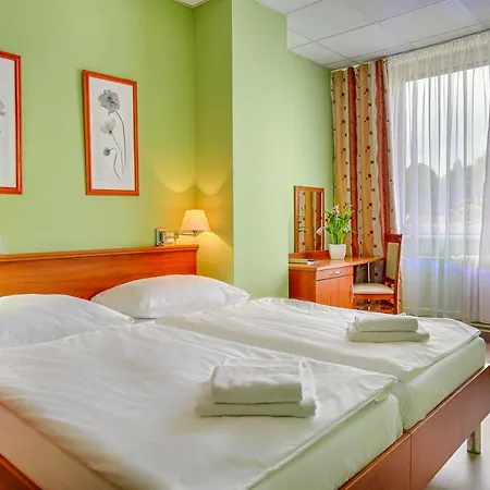Ensana Central 3*
